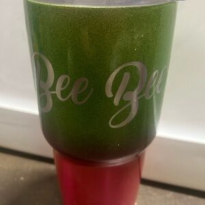 YETI Rambler 30 oz Stainless Steel Vacuum Insulated Tumbler w/lid Bee bee